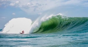 wellenreiten surfing bigwave nicaragua